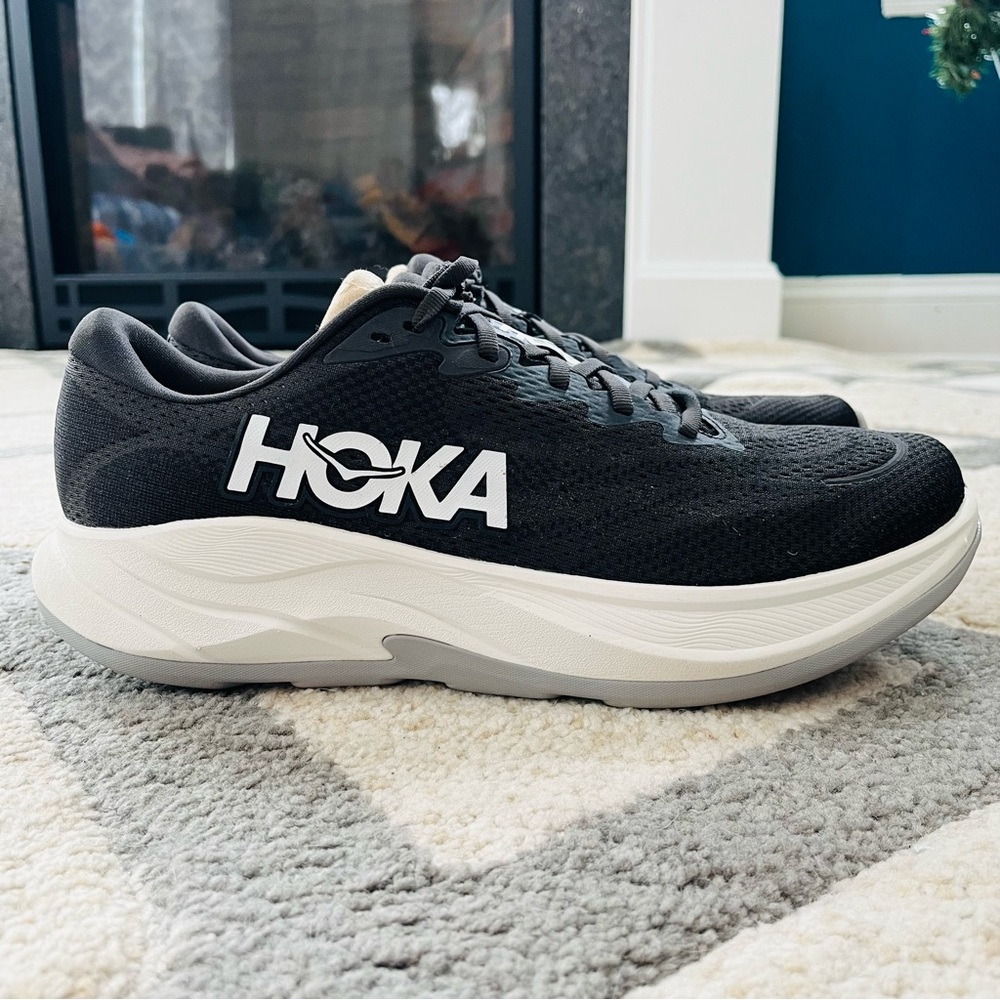 Hoka One One Rincon 4 1155130-BWHT Men's 10.5D Black White Road Running Shoes